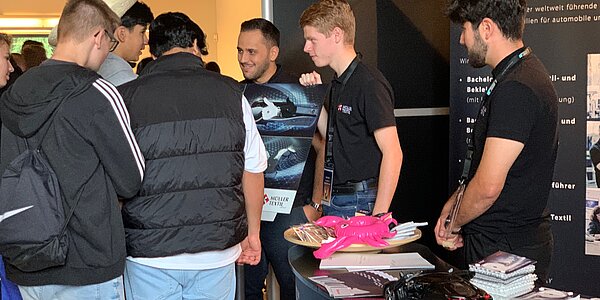 Als Azubi auf der Azubimesse