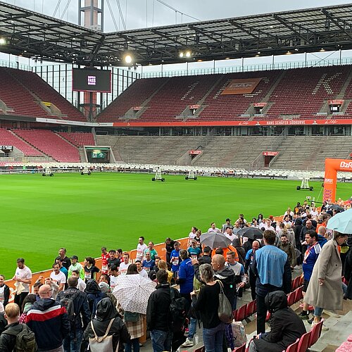 B2Run 2024 - Im strömenden Regen rund um den Adenauerweiher